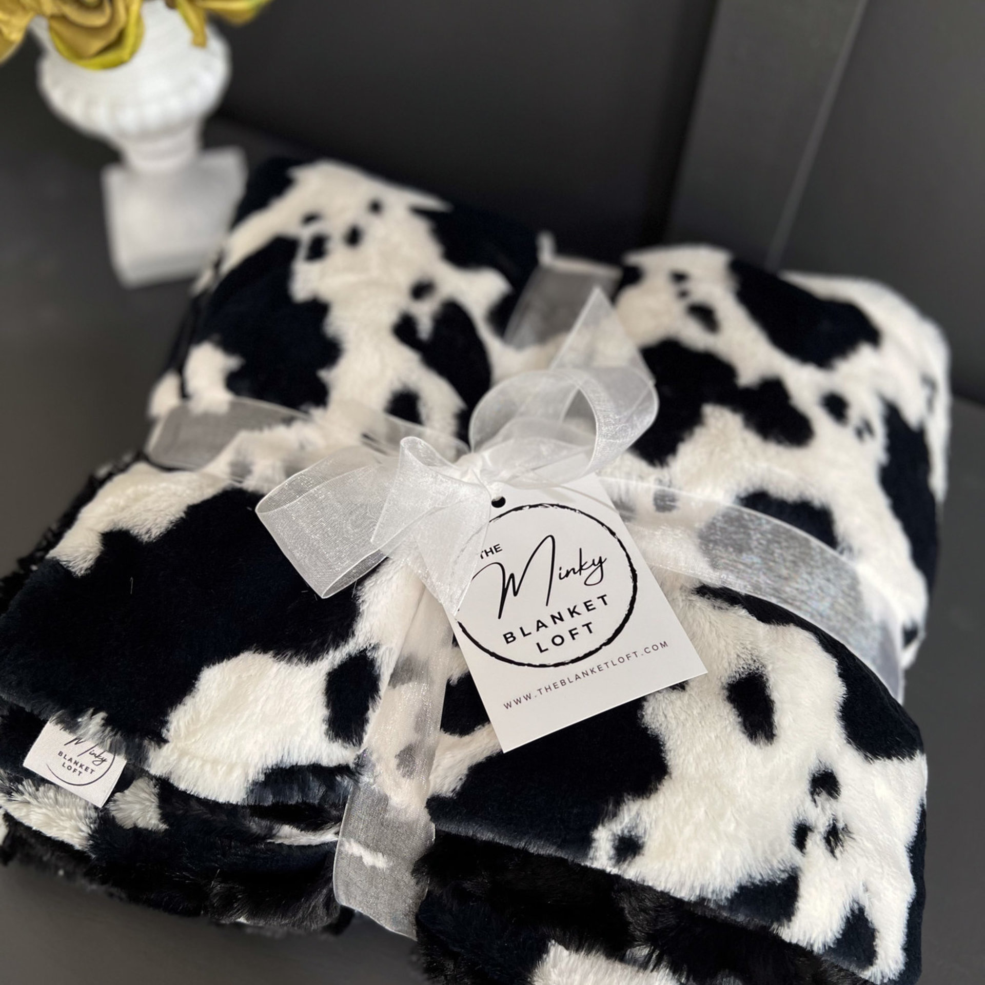 Luxe Cuddle Cow with Shaggy Black 50"x60" Adult Minky Blanket