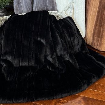 Black Vienna Luxe Minky Blanket